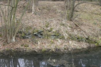 Zeď z nasucho poskládaných kamenů (© Prudký Martin, 03/2011)