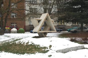 památník obětem holocaustu ( © Milan Caha 02/2011)