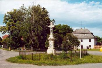 Boží muka v Bylanech (© David Novotný, 02/2011)