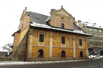obytná část dvora ( © Milan Caha 02/2011)