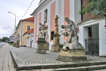 Poutní kostel sv. Anny v Žarošicích ( © Pavel Vítek 09/2010)