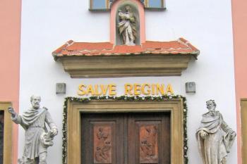 Poutní kostel sv. Anny v Žarošicích ( © Pavel Vítek 09/2010)