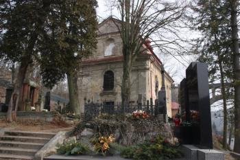 Kostel od západu ( © Ivan Grisa 03/2011)