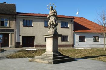 sv. Jan Nepomucký ( © Milan Caha 04/2011)