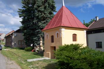 Tučapy - zvonice (© Ivo Rozehnal, 03/2011)