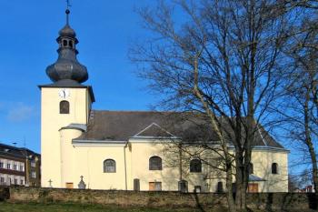 Kostel sv. Trojice ve Svatoňovicích ( © Pavel Vítek 11/2010)