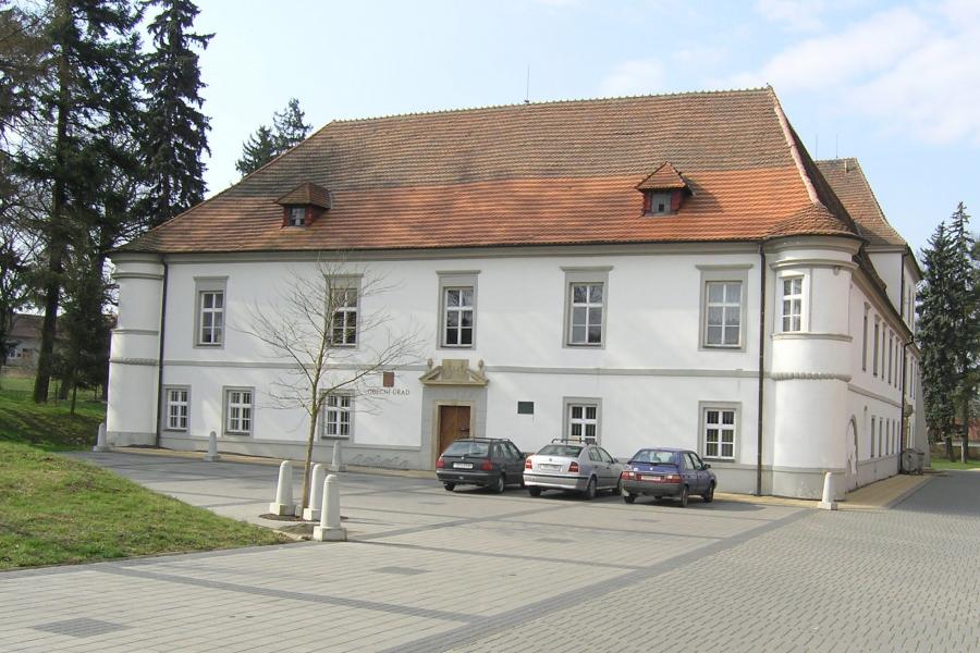 Březolupy