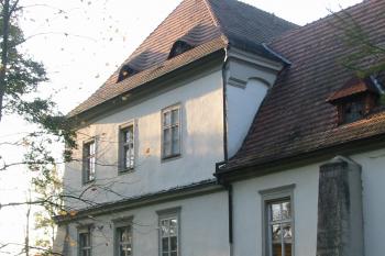 část zámku na jihu (© D Dohňanský, 11/2014)