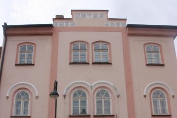 Hlavní (severní) průčelí ( © Ivan Grisa 05/2011)