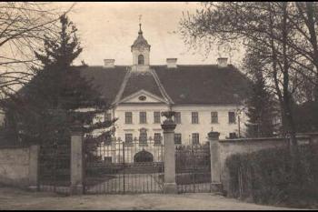 dobová fotografie (kolem r. 1928) (© zdroj: http://www.fotohistorie.cz)