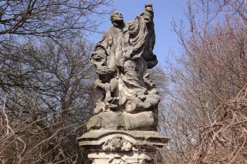 socha sv. Františeka Xaverského detail (© Zbyšek Suchý, 04/2011)