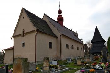 kostel od severovýchodu (© Pavel Zany Komárek 19. 11. 2012)
