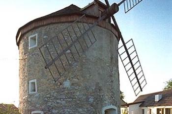 Větrný mlýn a muzeum Rudice (© weselka)