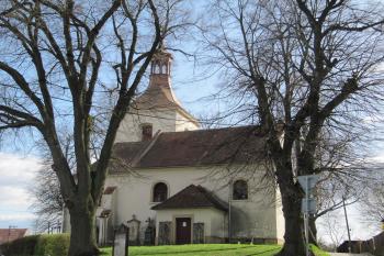 kostelík od severu (© rodo chrozit, 04/2011)