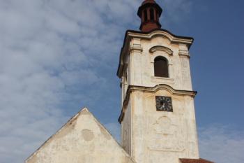 Kostel od východu ( © Ivan Grisa 04/2011)