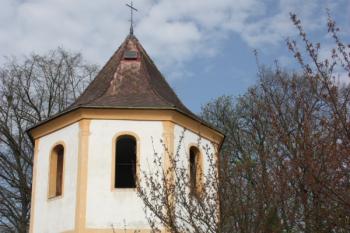 Zvonice od jihovýchodu ( © Ivan Grisa 04/2011)