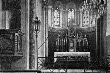 pohled do presbytáře (© Antonín Podlaha: Posvátná místa království Českého; Díl 4., Vikariáty: Kolínský a Rokycanský, Dědictví sv. Jana Nepomuckého, Praha 1910)