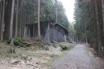Vodní zámek od východu ( © Ivan Grisa 04/2011)