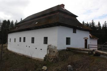 Bašta od severozápadu ( © Ivan Grisa 04/2011)
