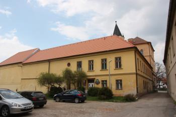 Radniční blok od jihu ( © Ivan Grisa 04/2011)