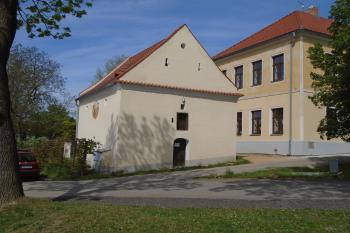 celkový pohled z jihovýchodu (© Jaroslav Špiroch  05/2024)