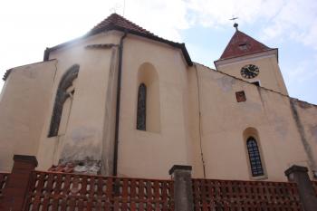 Závěr s gotickými okny od východu ( © Ivan Grisa 04/2011)