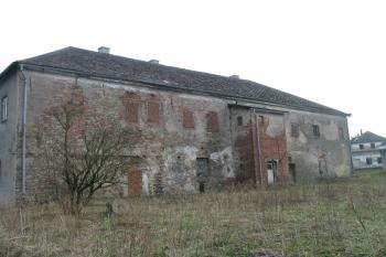 severní strana zámku (© D Dohňanský, 04/2015)