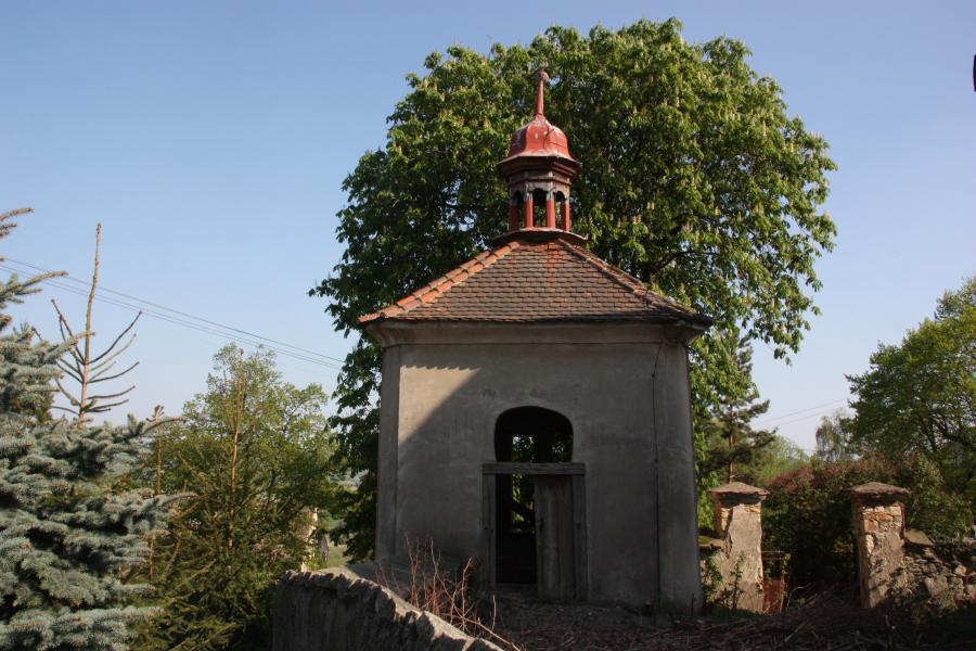 zvonice u kostela sv. Bartoloměje