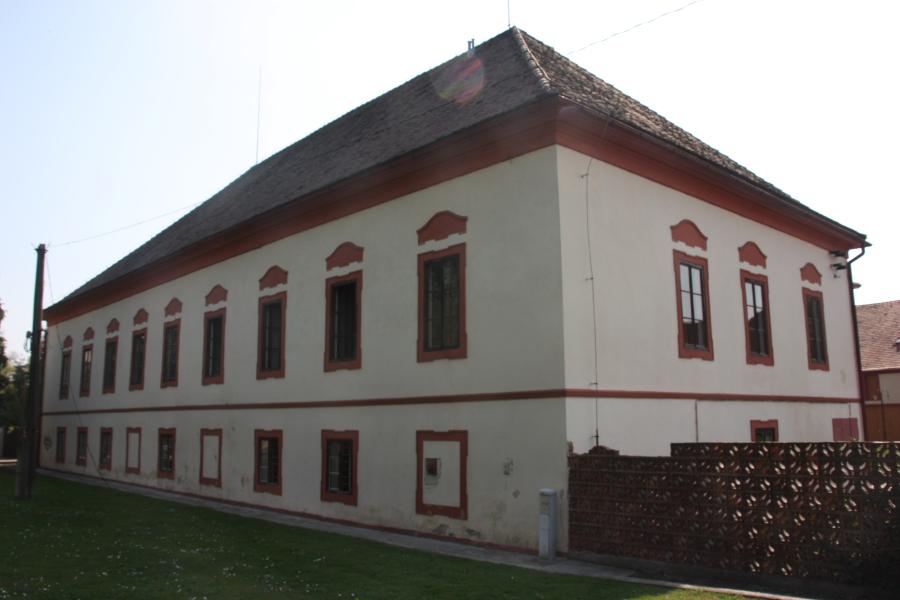Lenešice