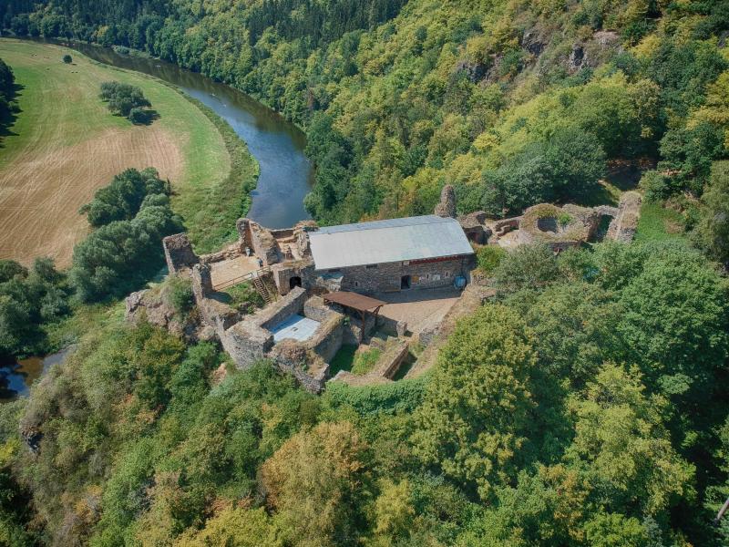 Hrad Krašov-celkový pohled