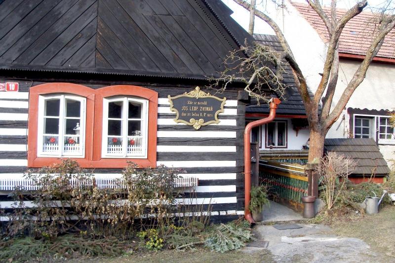 Pamětní deska na Zvonařově domku