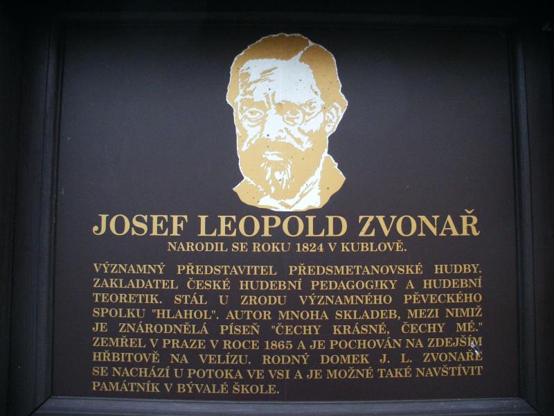 Nápis na Zvonařově pomníku